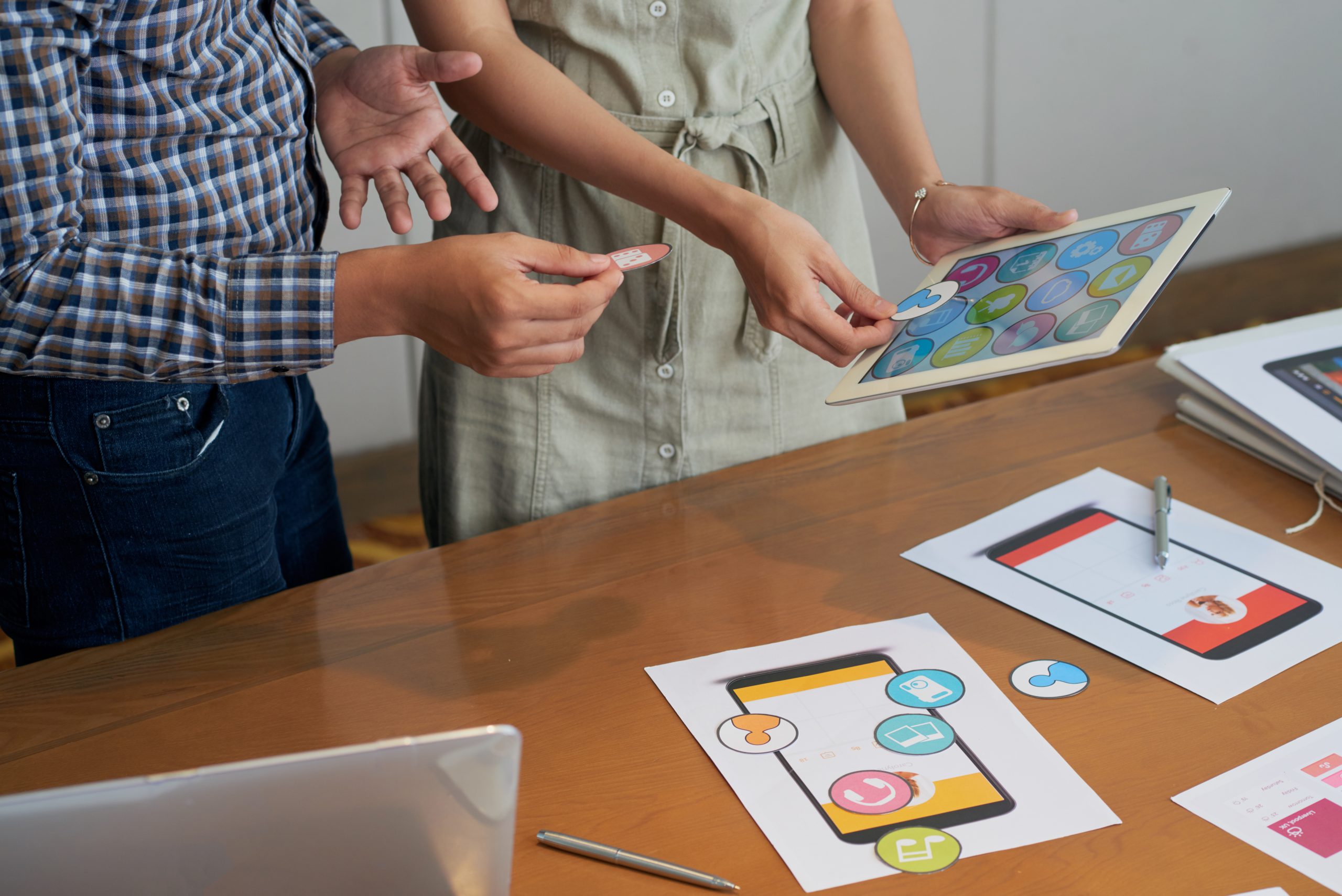 Branding in the Digital Age: How Great Design Builds Trust & Sales